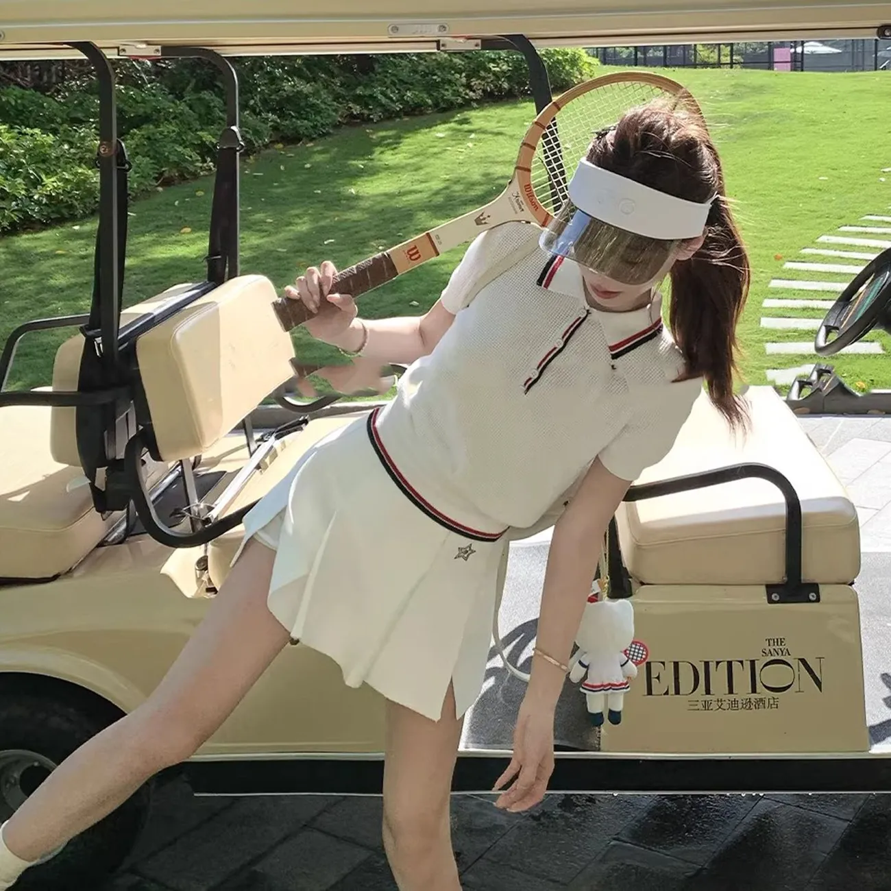 夏の女性用テニスシリーズワッフルニットウェアゴルフポロスカー - Golf Equipment For Women のレビューと価格